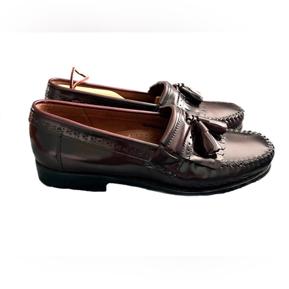 GH Weejuns Kiltie Tassle Loafers- Size 10 - Picture 2 of 7
